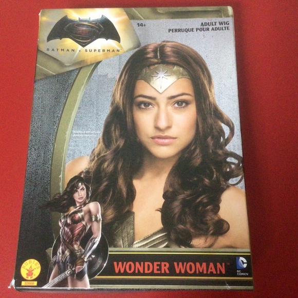 Deluxe DC Wonder Woman Adult Wig Brunette - Picture 1 of 8